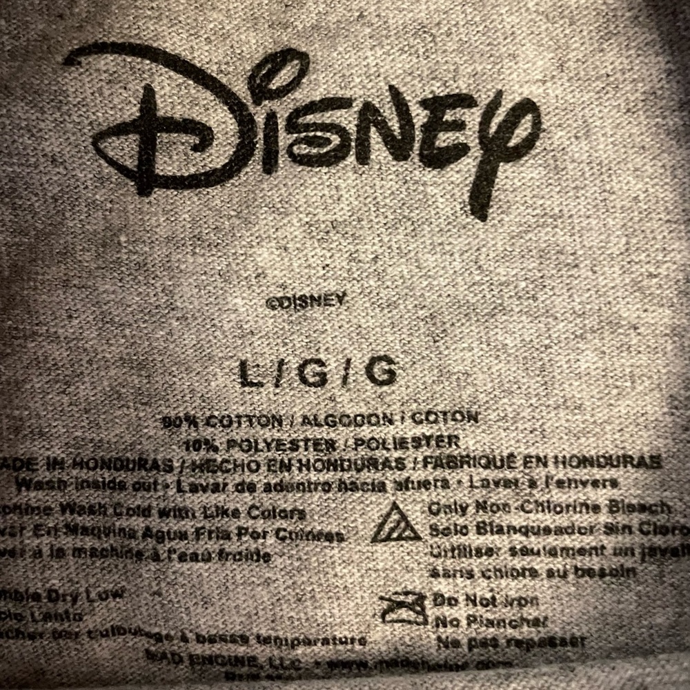 DISNEY MICKEY MOUSE T-shirt GREAT condition! - Picture 3 of 3